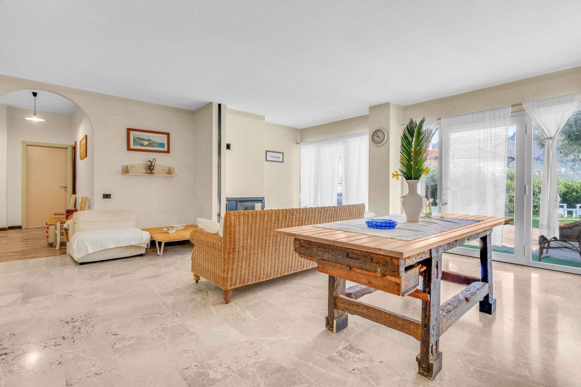 Ferienwohnung Ampia Dimora A Salo Con Parcheggio E Giardino Exterior foto